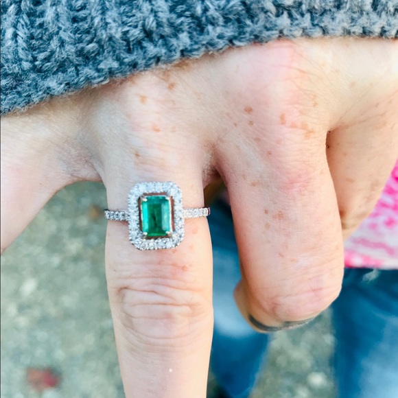 ❌❌ SOLD❌❌❌1,400 ♦️♦️FINAL PRICE ♦️♦️EMERALD - Picture 5 of 8